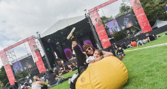 Fotografía de público disfrutando Jazz al Parque